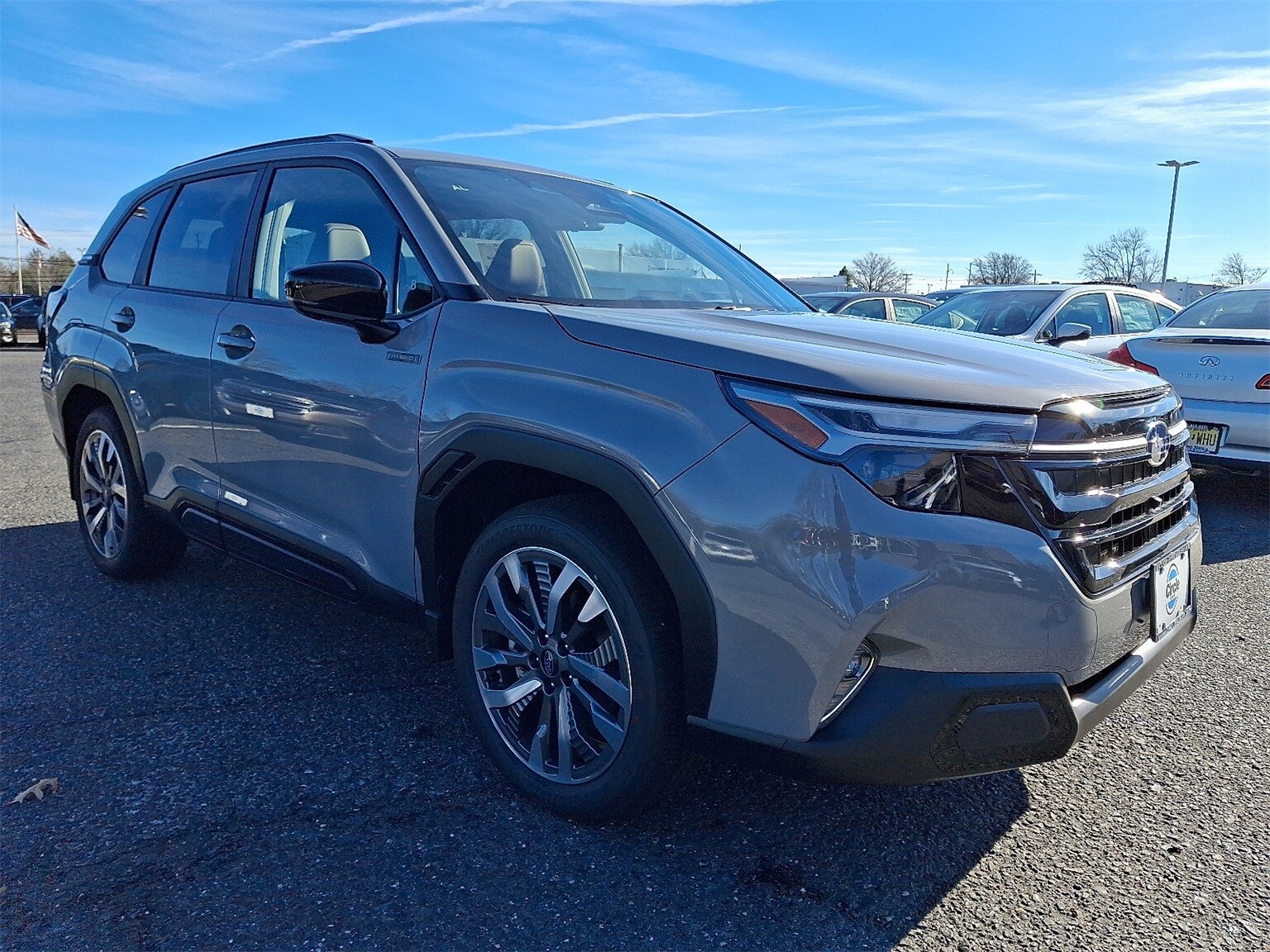 2025 Subaru Forester Touring photo 2