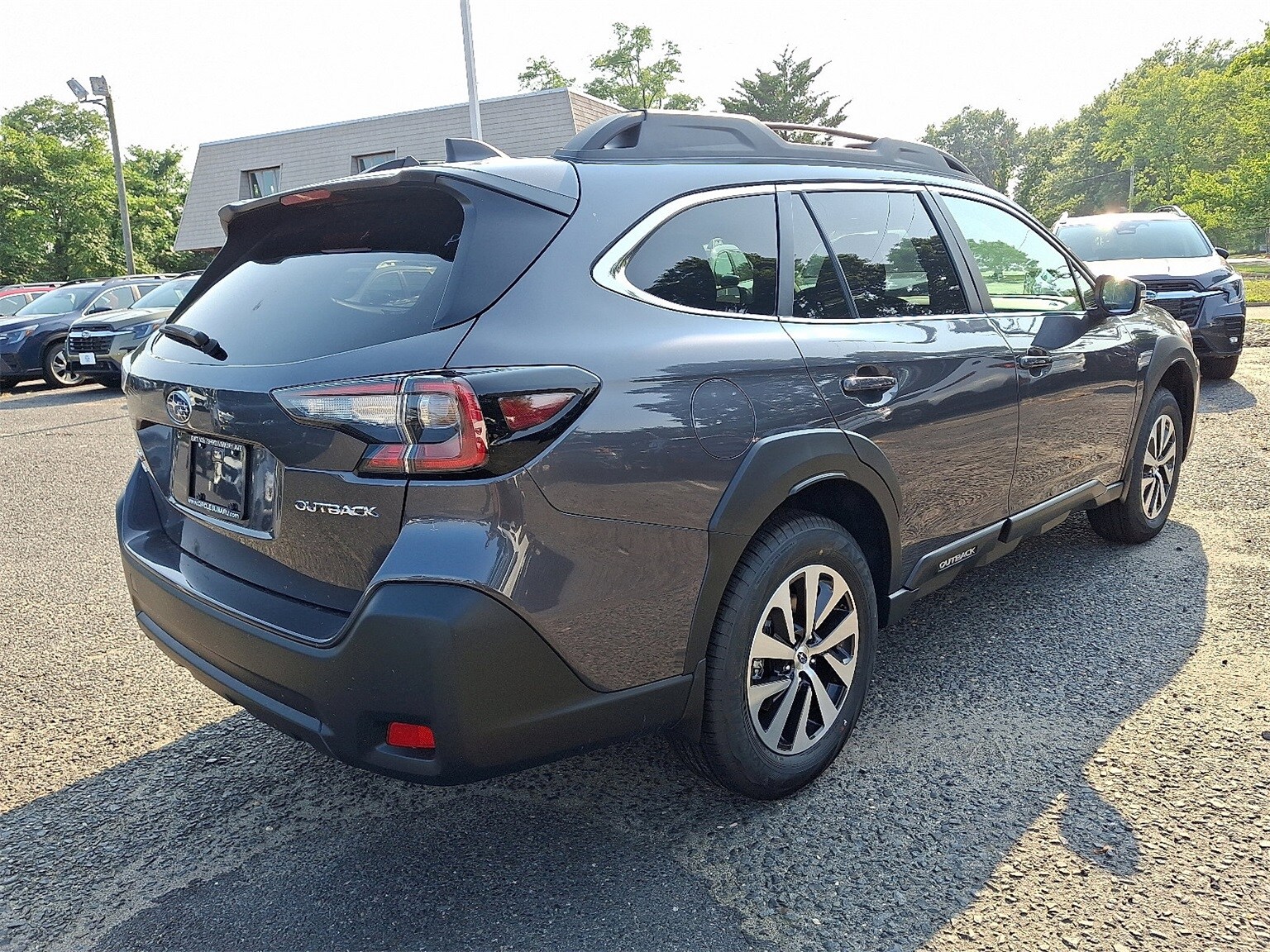 2025 Subaru Outback Premium photo 3