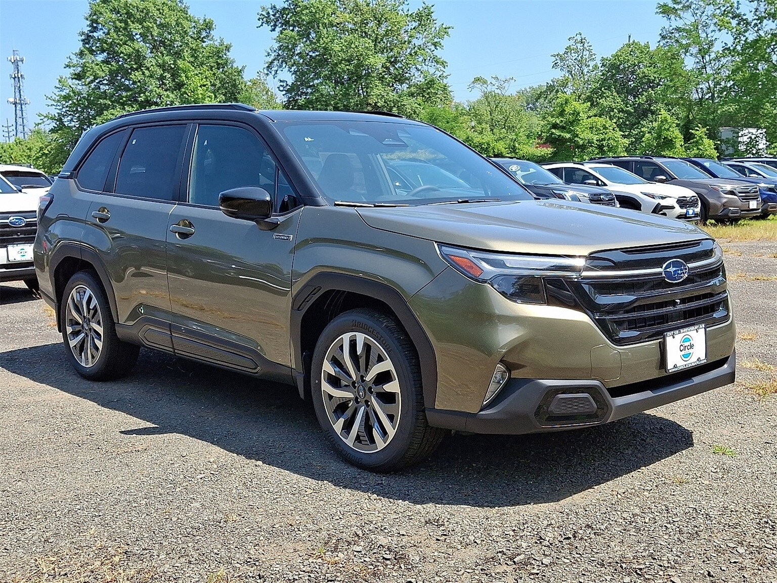 2025 Subaru Forester Touring photo 2