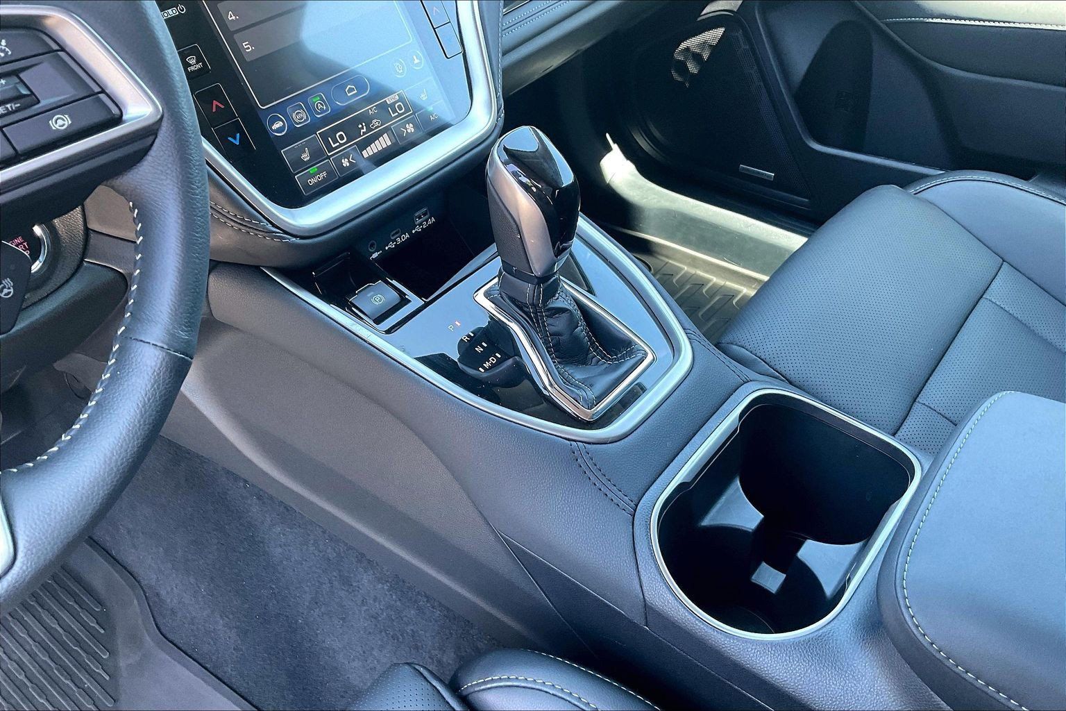 2025 Subaru Outback Limited - Photo 17
