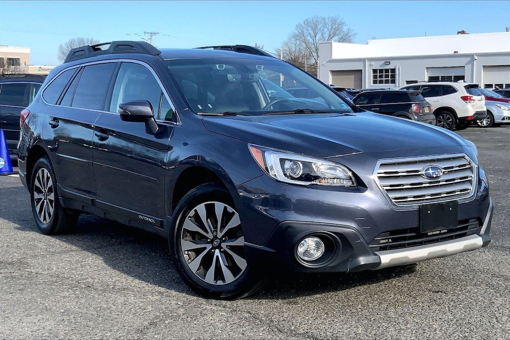 Used 2017 Subaru Outback 3.6R Limited with SUV