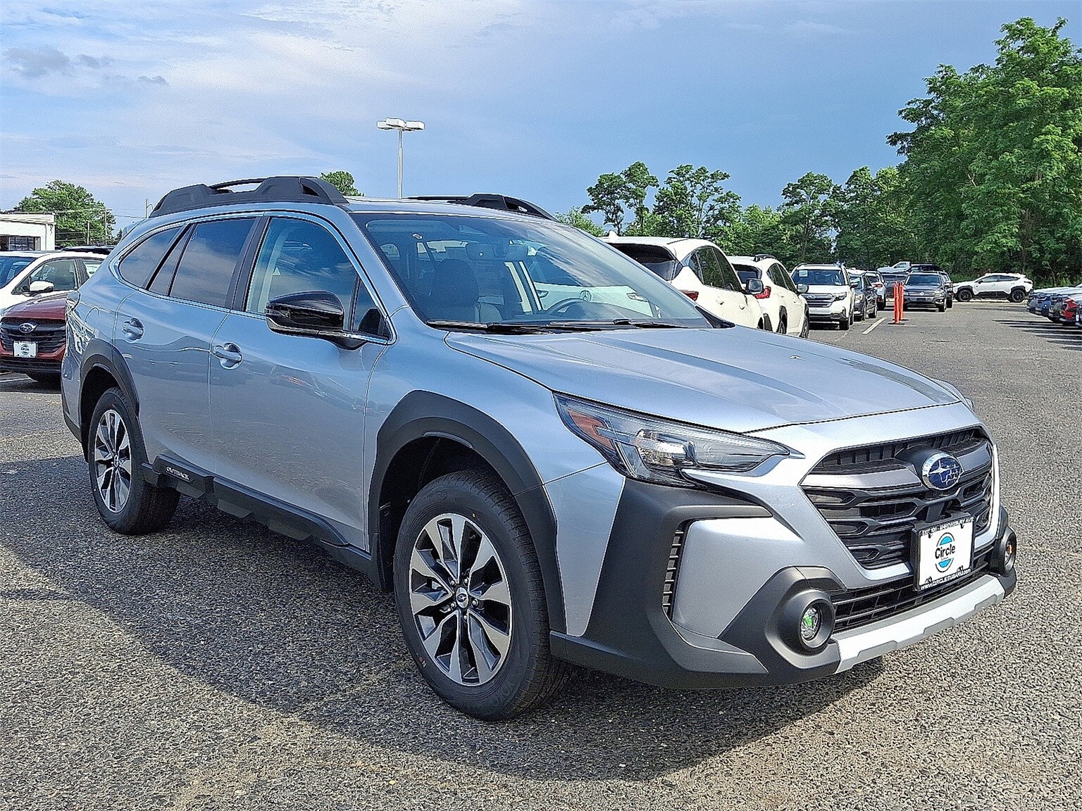 2025 Subaru Outback Limited photo 2