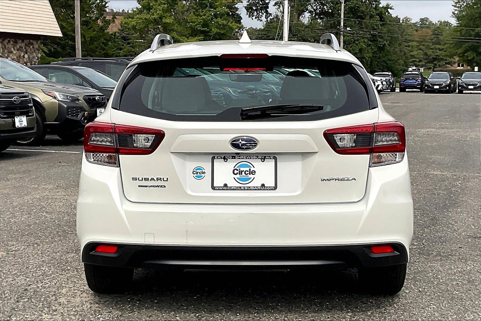 2023 Subaru Impreza Premium photo 2