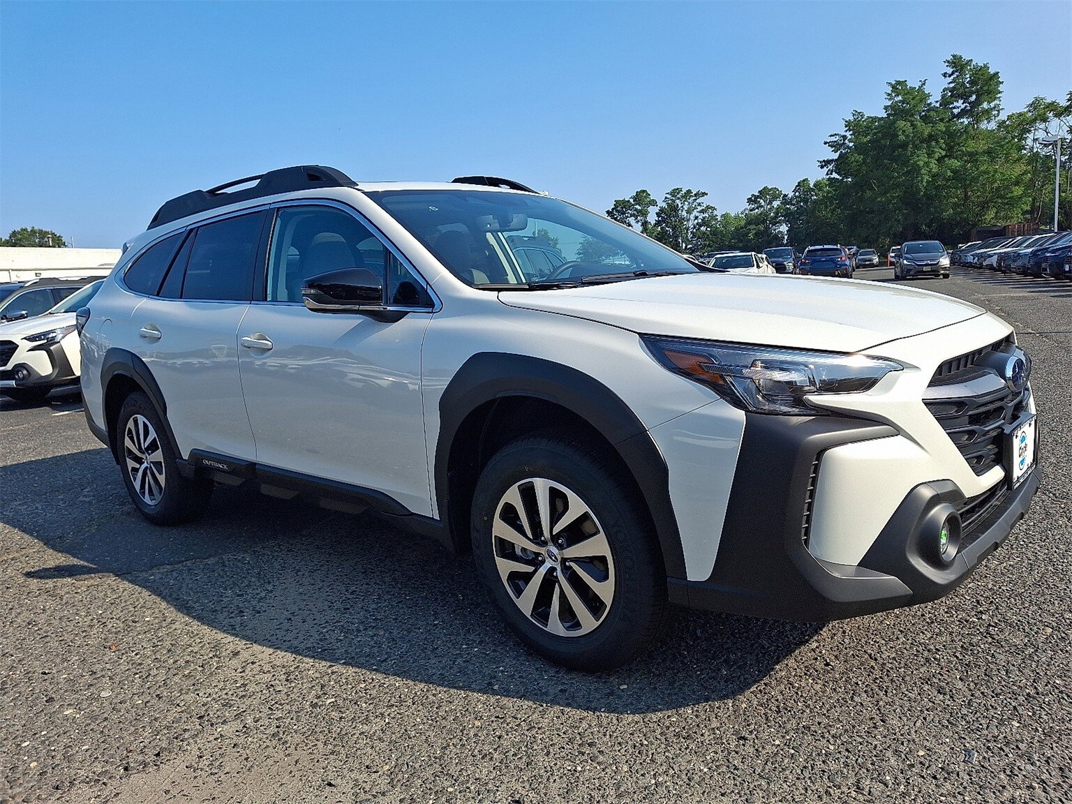 2025 Subaru Outback Premium photo 2