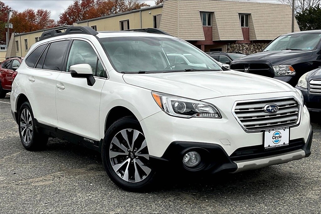 Used 2017 Subaru Outback 3.6R Limited with SUV