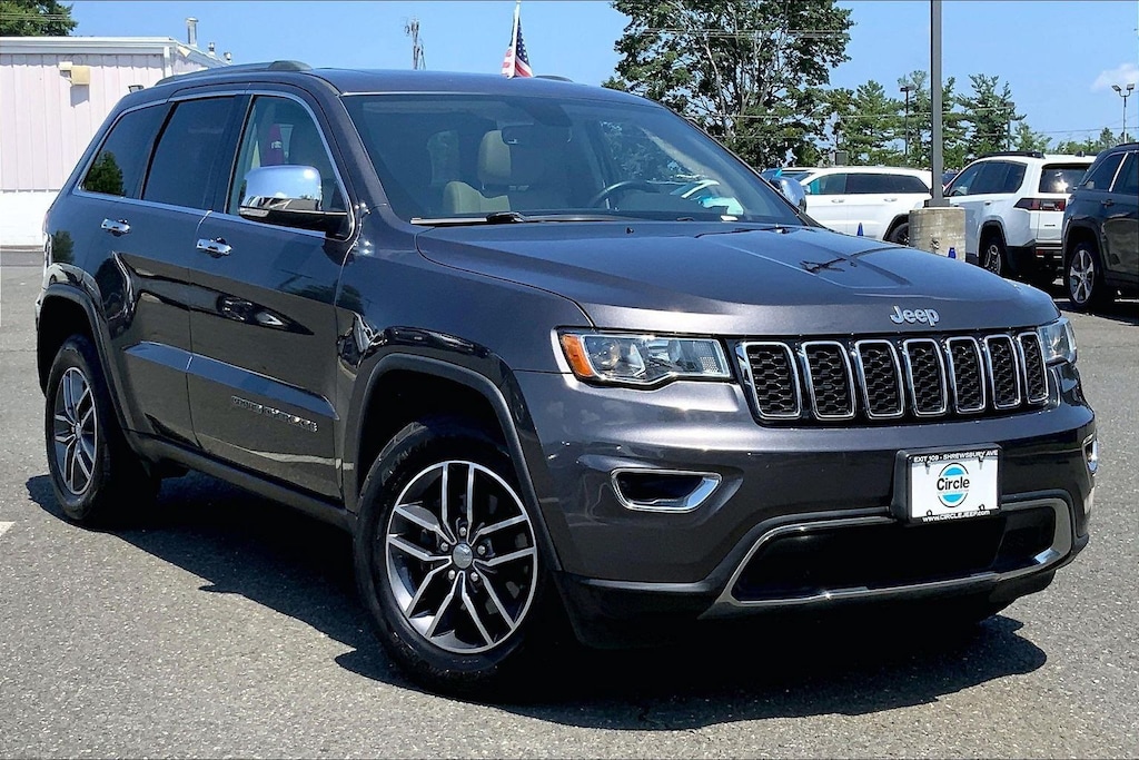 Used 2018 Jeep Grand Cherokee Limited 4x4 SUV