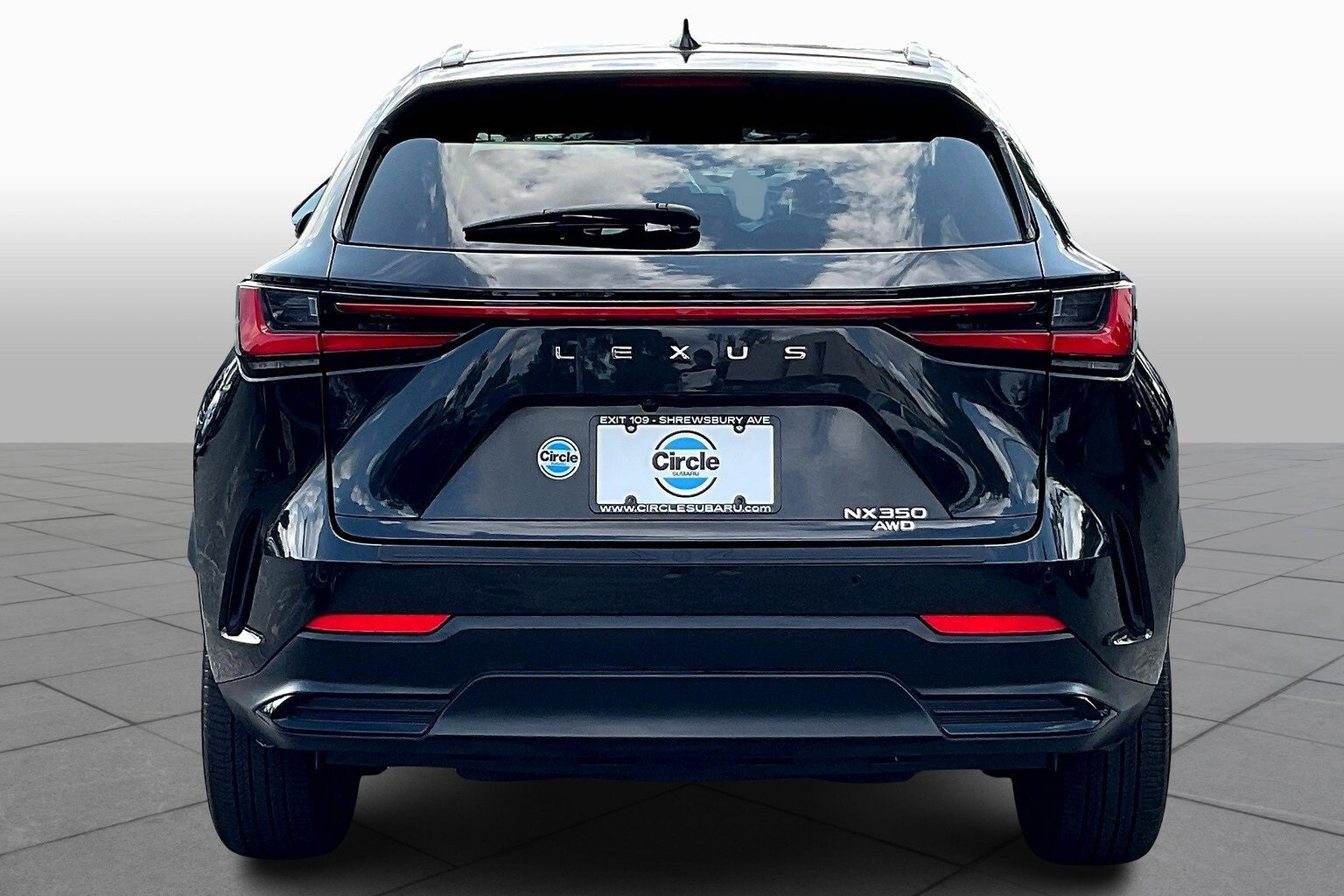 2023 Lexus NX 350 Premium photo 4