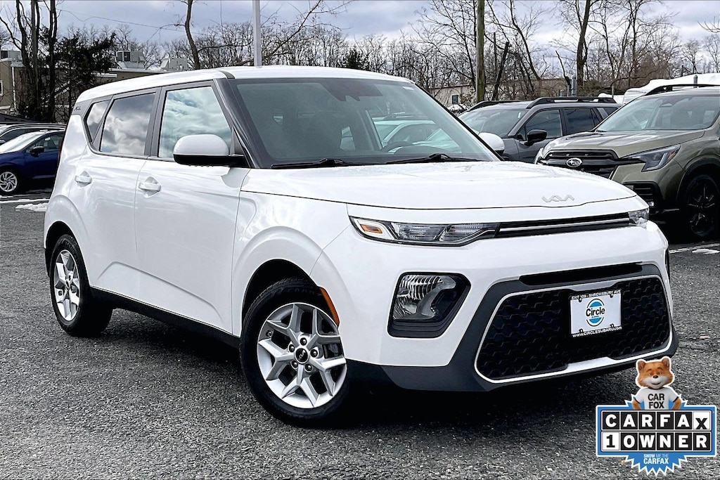 Used 2022 Kia Soul LX Hatchback