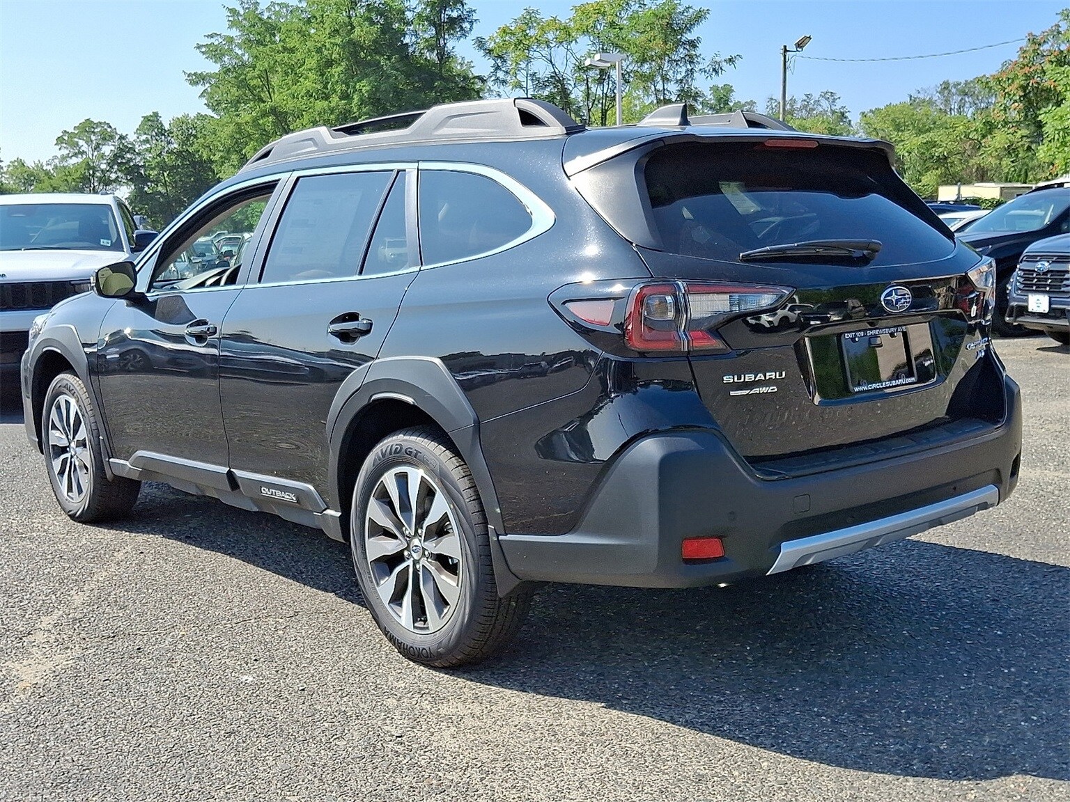 2025 Subaru Outback Limited XT photo 4