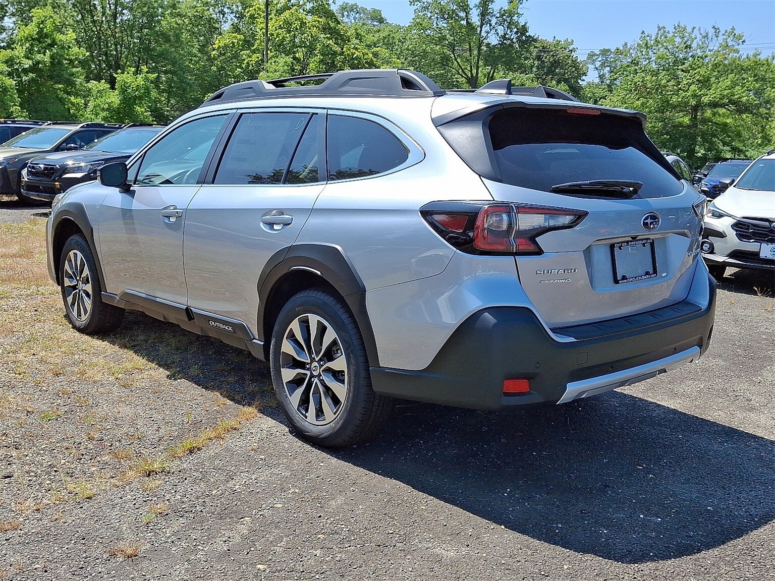 2025 Subaru Outback Limited photo 4
