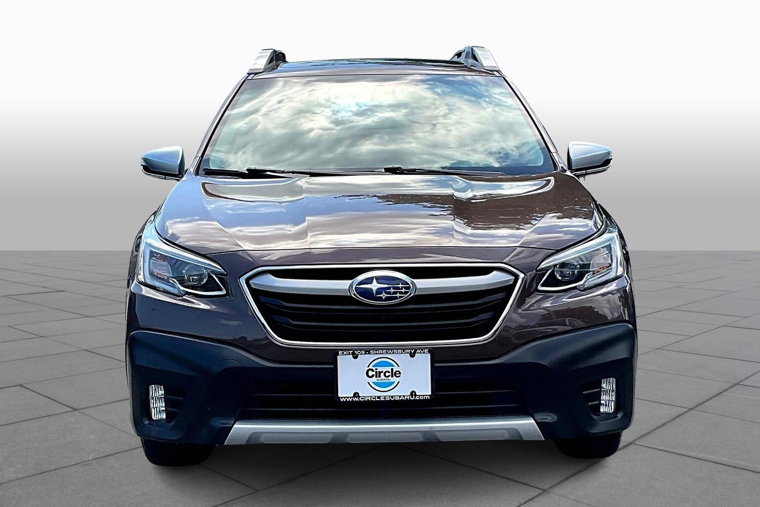 2022 Subaru Outback Touring XT photo 3