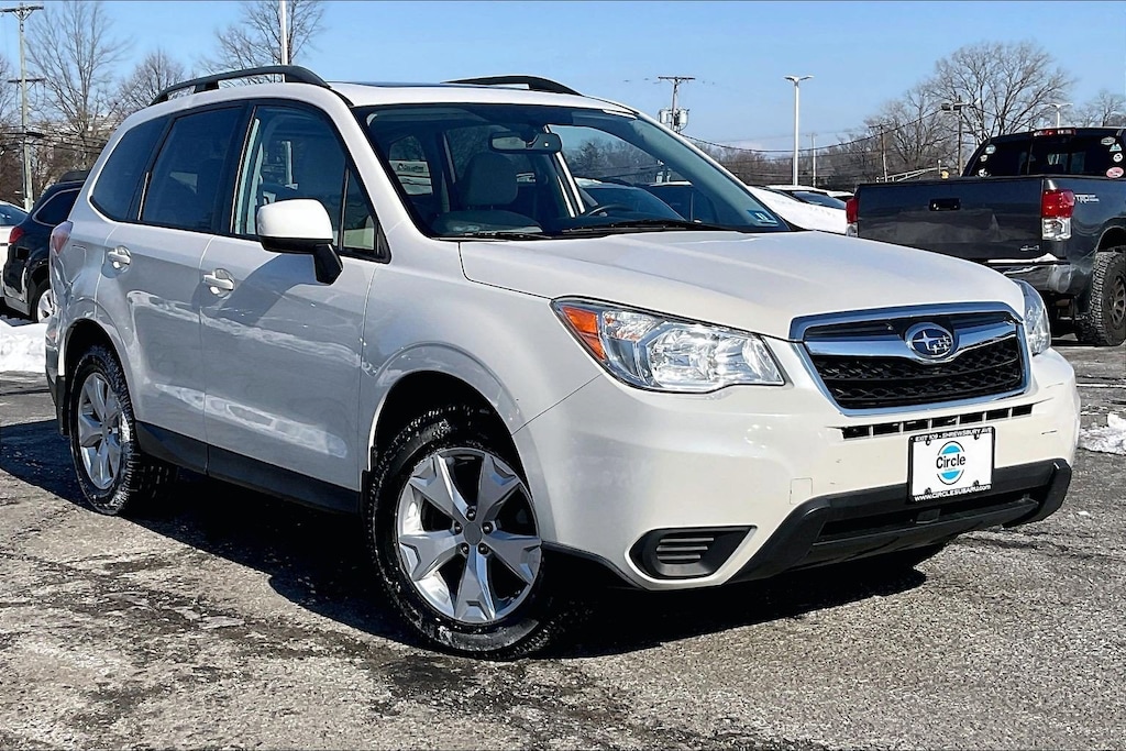Used 2016 Subaru Forester 2.5i Premium SUV