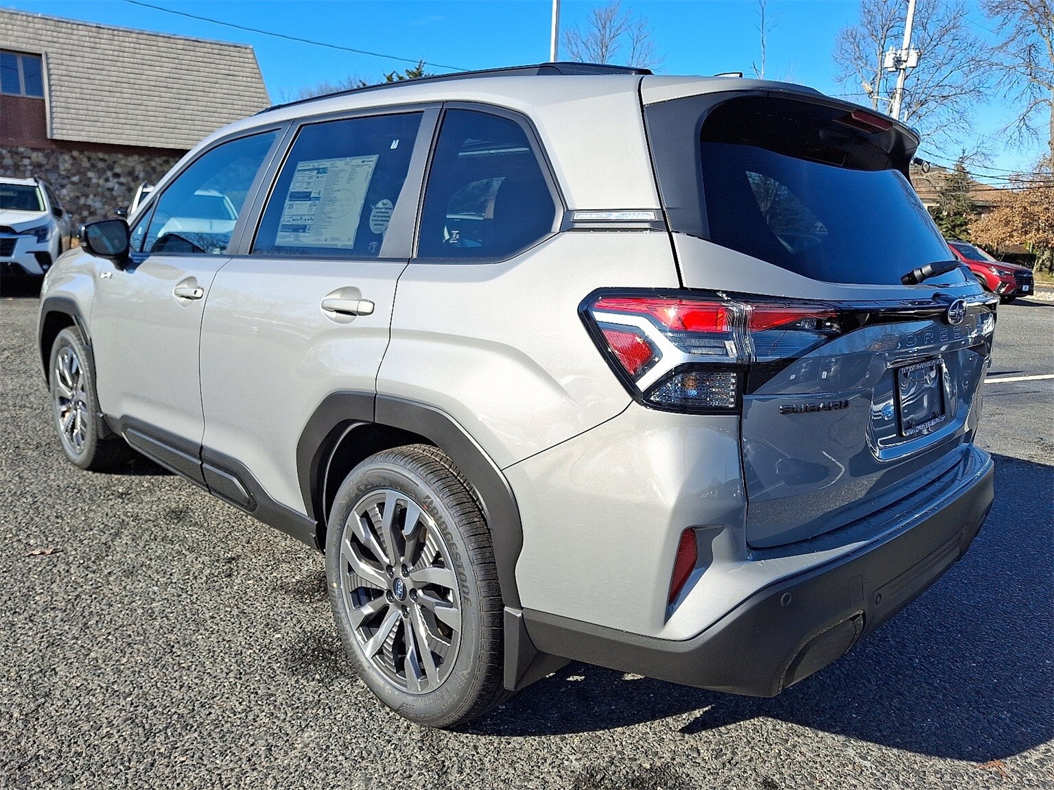 2025 Subaru Forester Touring photo 4