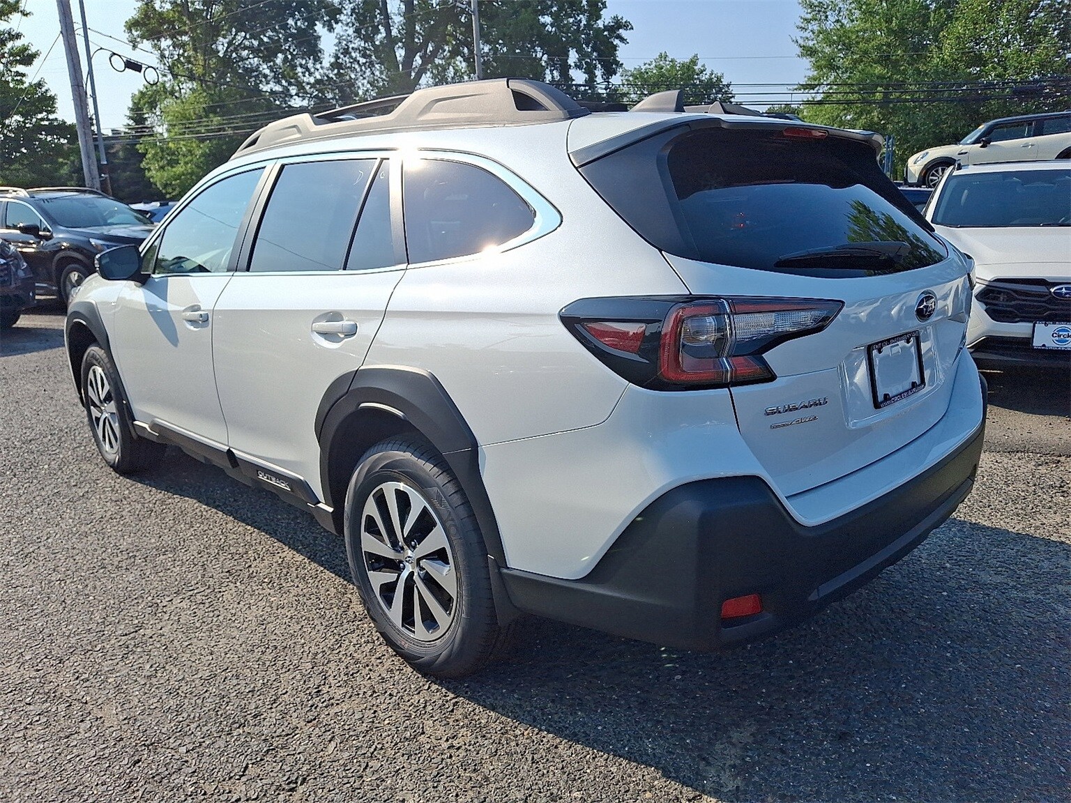 2025 Subaru Outback Premium photo 4
