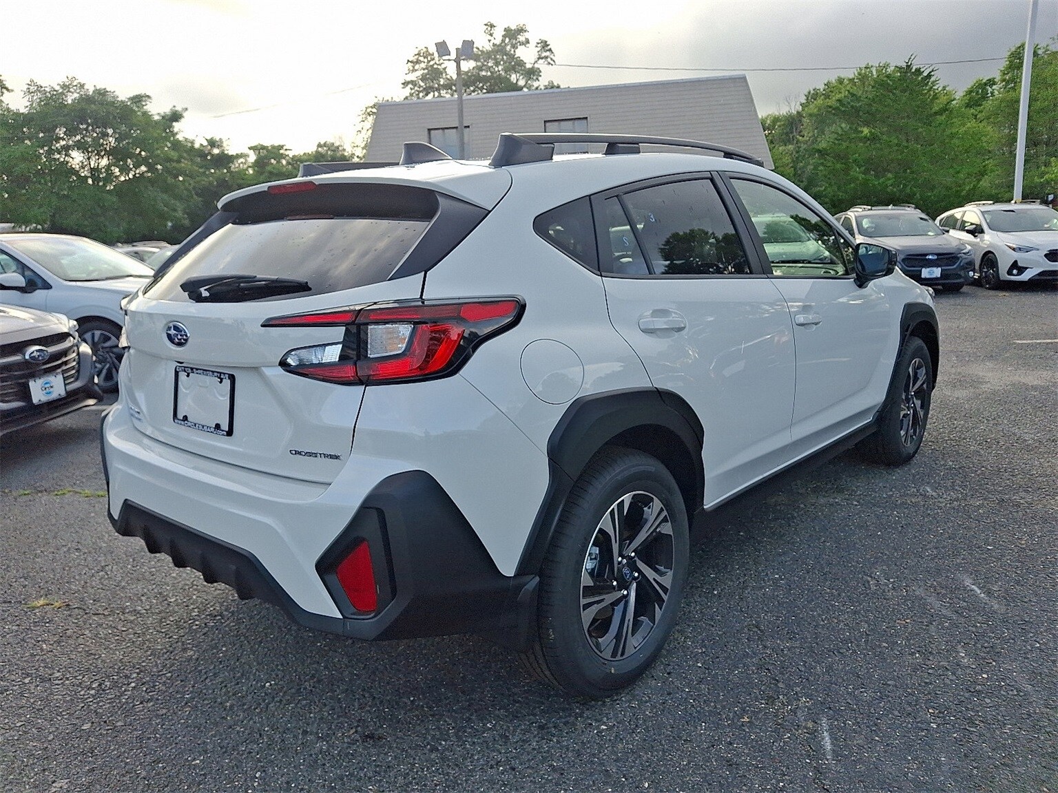 2025 Subaru Crosstrek Premium photo 2