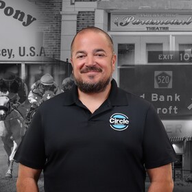 Staff member Luis Zuluaga from ID_9c1067