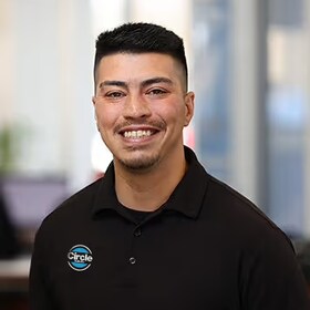 Staff member Travis Foster from ID_009801