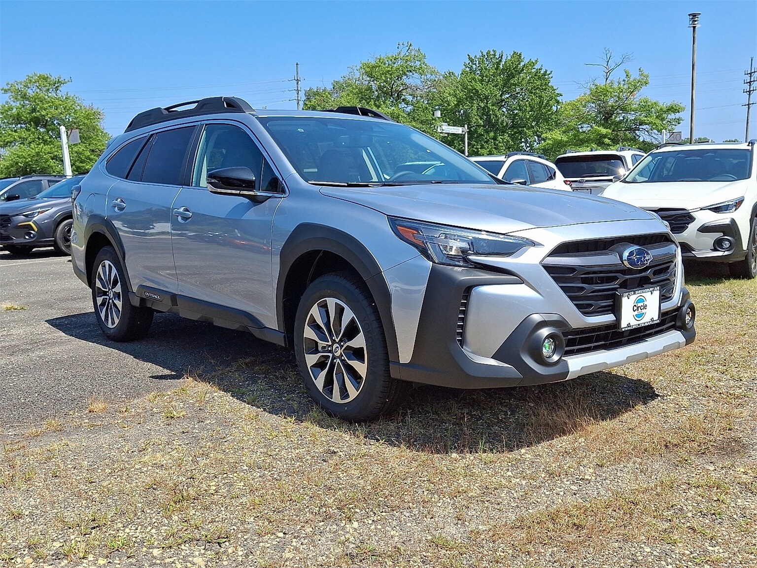 2025 Subaru Outback Limited photo 2