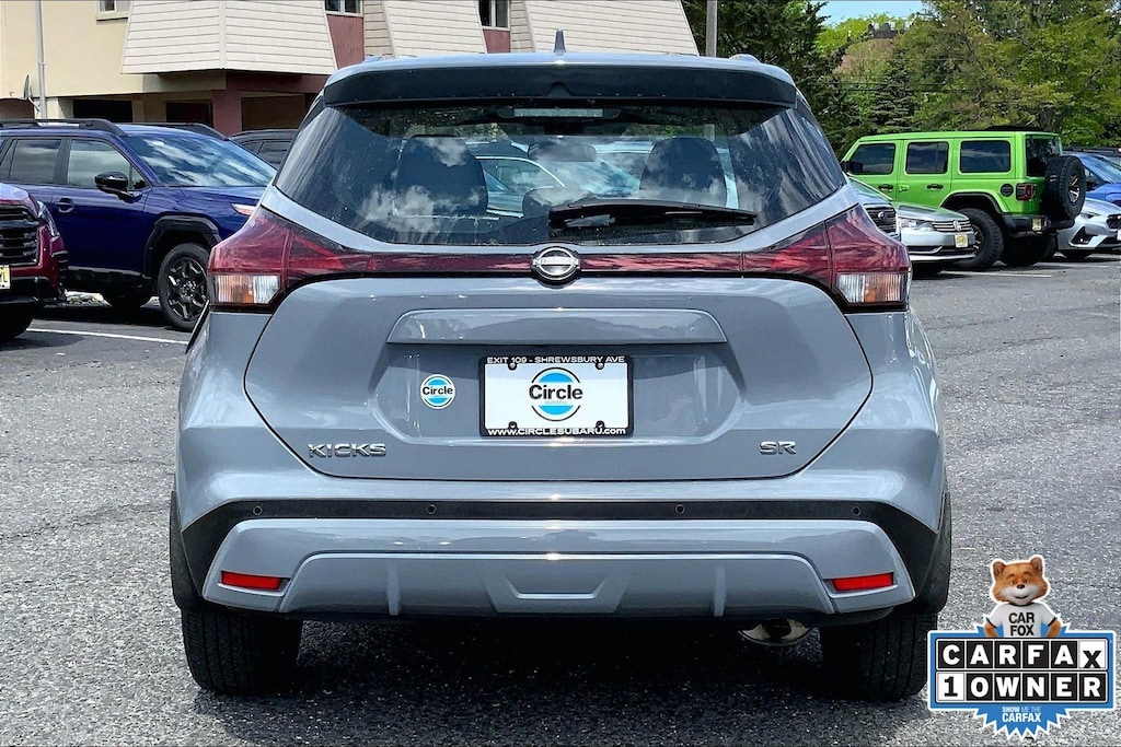 Used 2023 Nissan Kicks SR SUV