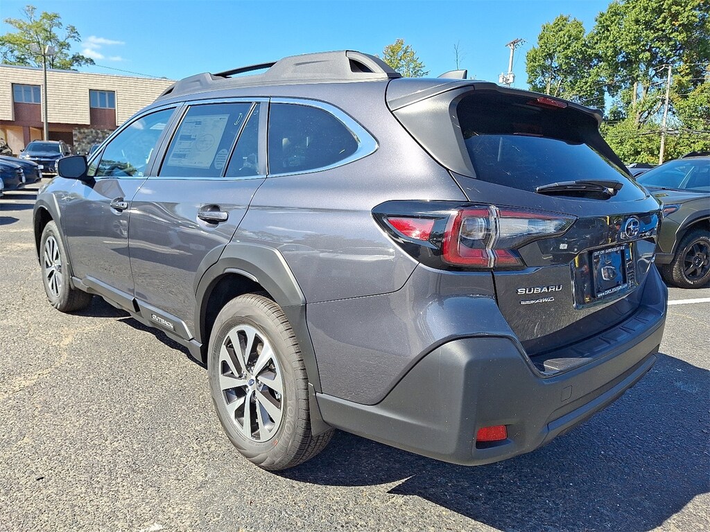 New 2025 Subaru Outback Premium SUV