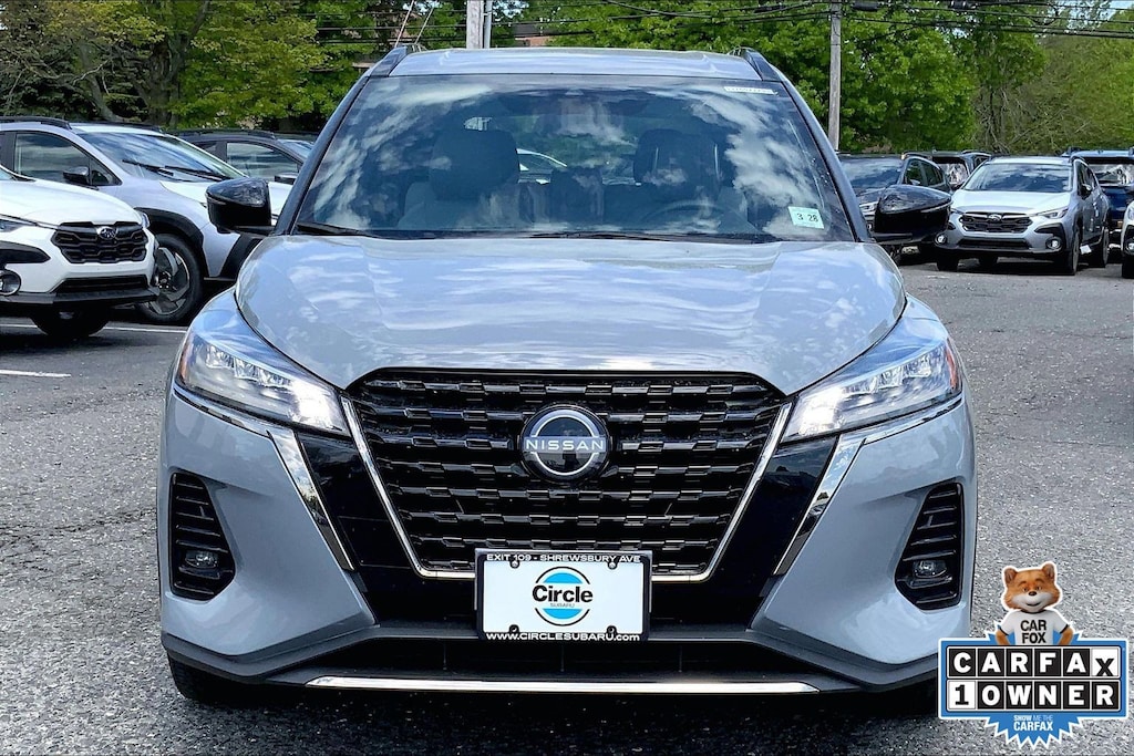 Used 2023 Nissan Kicks SR SUV