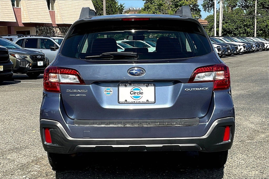 Used 2018 Subaru Outback 2.5i SUV
