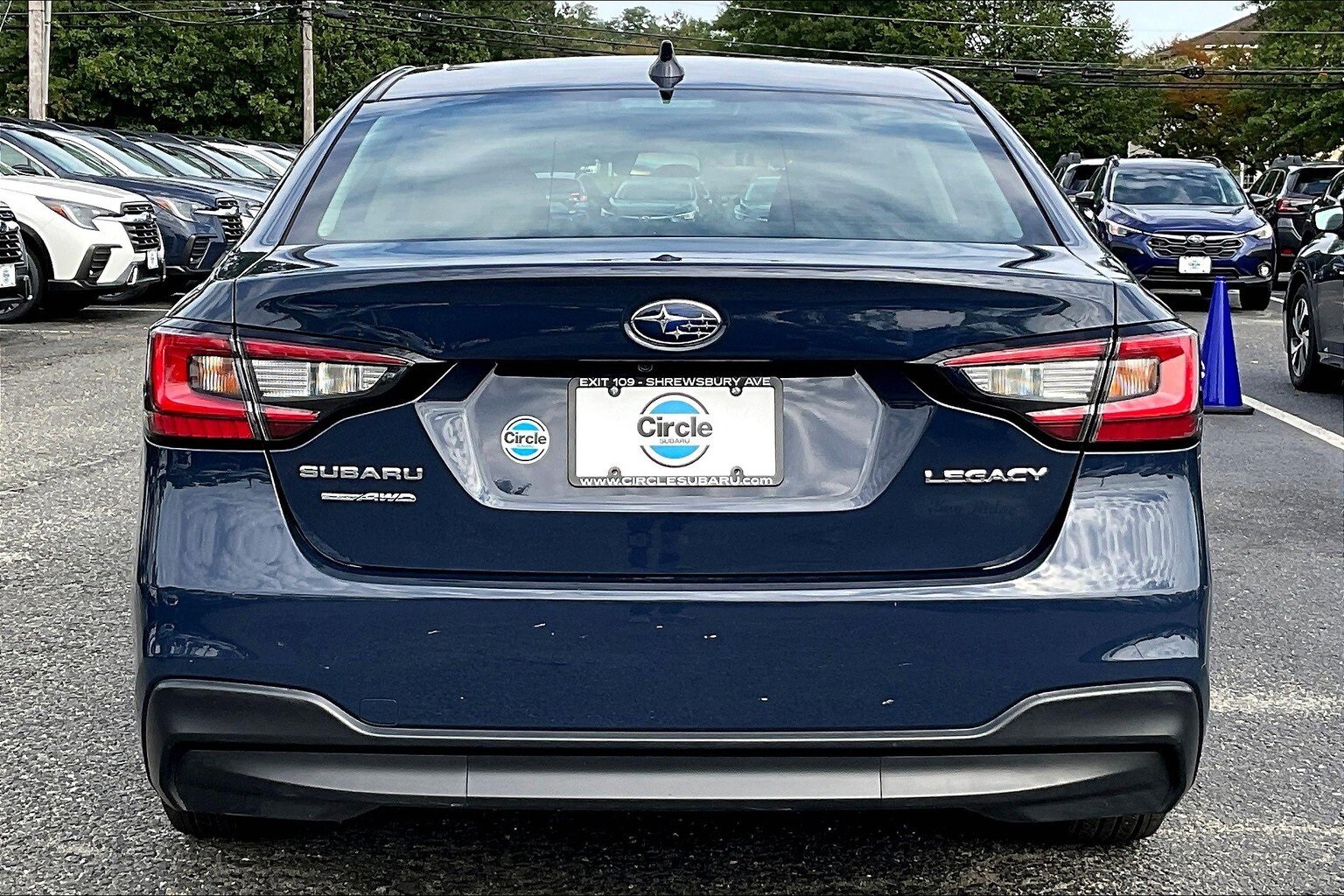 2023 Subaru Legacy Premium photo 3