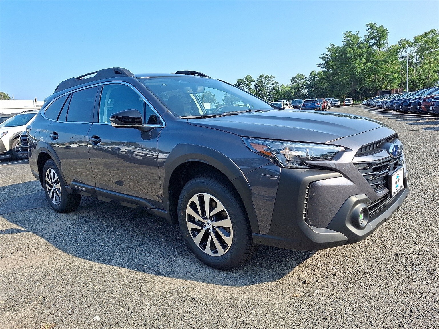 2025 Subaru Outback Premium photo 2