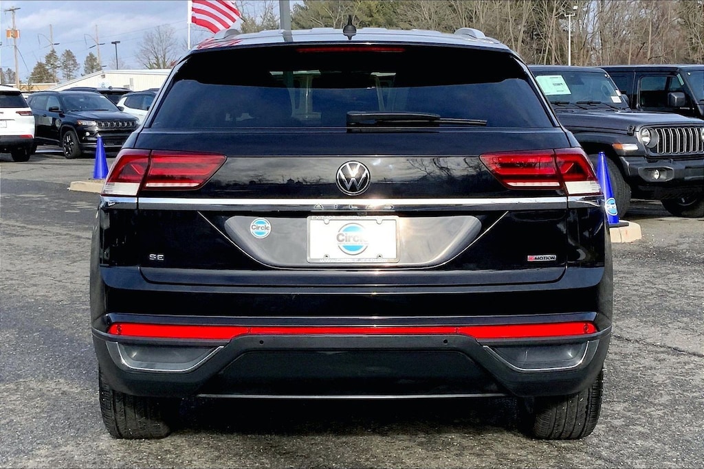Used 2021 Volkswagen Atlas Cross Sport 2.0T SE w/Technology 4MOTION SUV