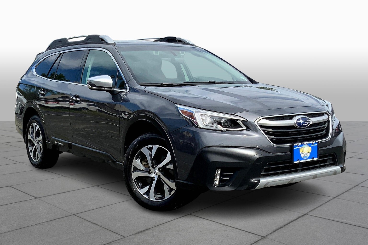 2021 Subaru Outback Touring photo 2