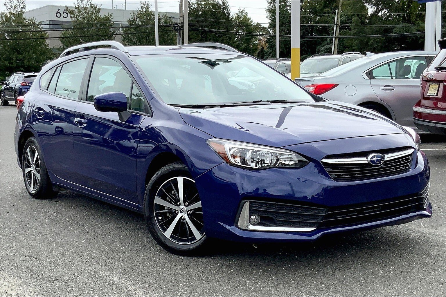2023 Subaru Impreza Premium photo 2