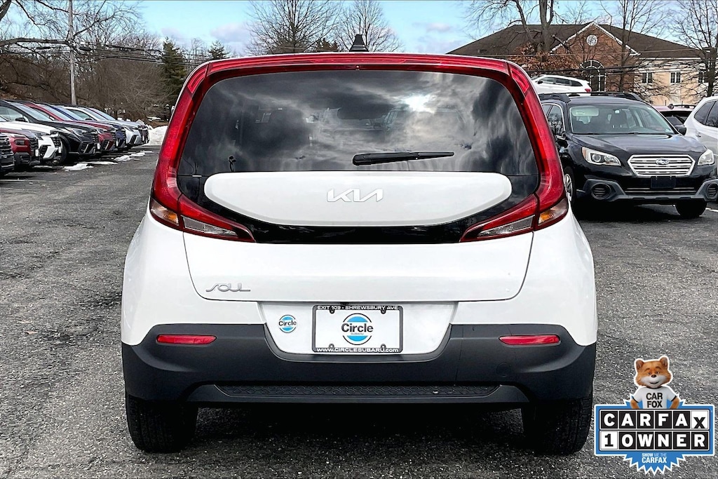 Used 2022 Kia Soul LX Hatchback