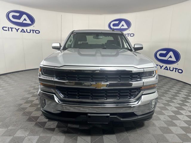 Used 2018 Chevrolet Silverado 1500 LT with VIN 3GCPCREC1JG273703 for sale in Memphis, TN