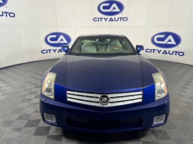 Used 2005 Cadillac XLR Base with VIN 1G6YV34A955600490 for sale in Memphis, TN