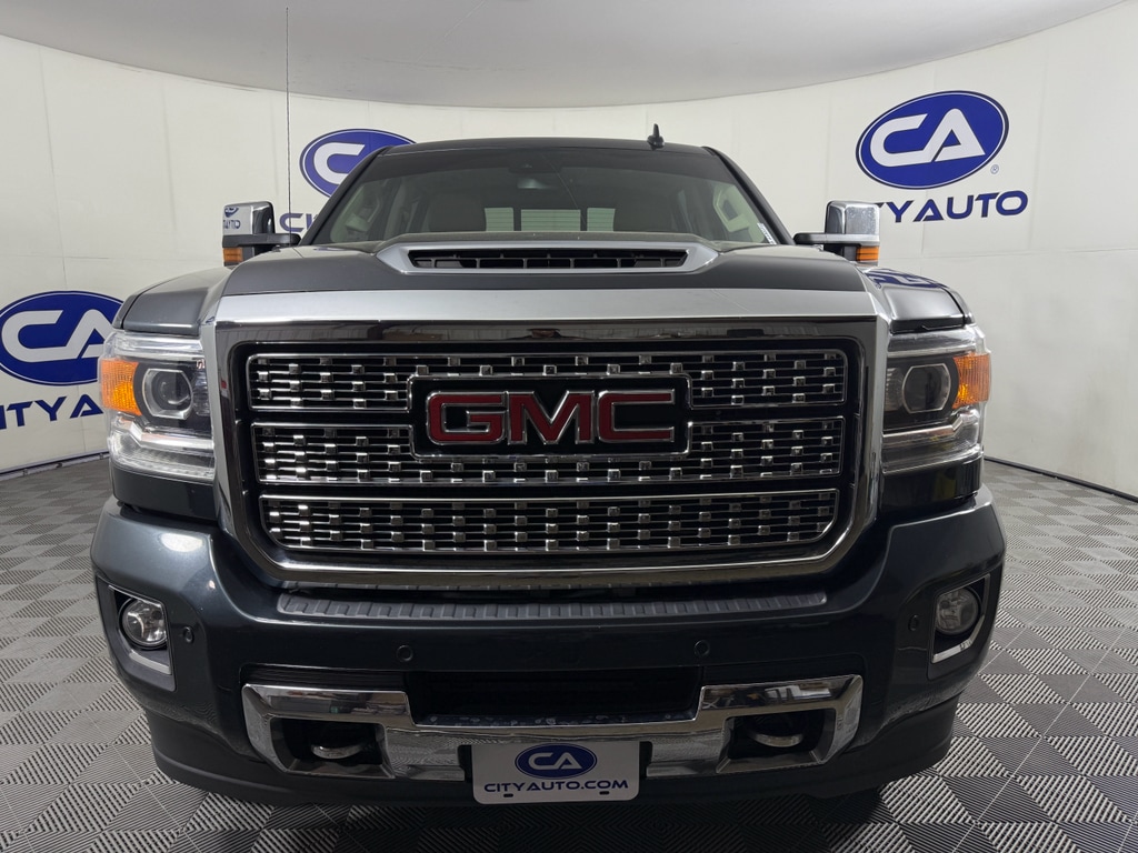 Certified 2018 GMC Sierra 2500 Denali HD Denali with VIN 1GT12UEY9JF142396 for sale in Memphis, TN