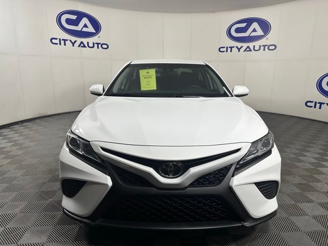 Certified 2019 Toyota Camry SE with VIN 4T1B11HK5KU830739 for sale in Memphis, TN