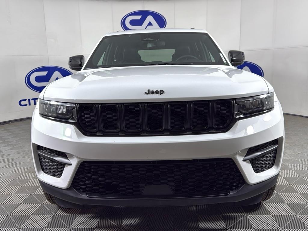 Certified 2024 Jeep Grand Cherokee Altitude with VIN 1C4RJHAG2RC243349 for sale in Memphis, TN