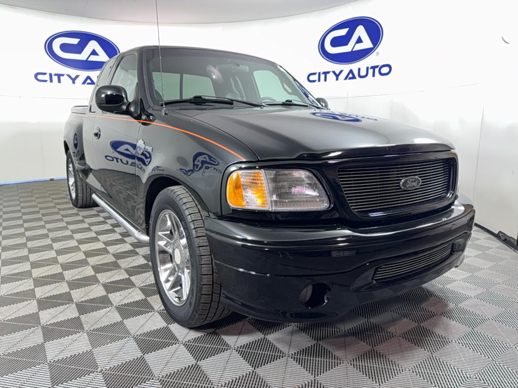 Certified 2000 Ford F-150 XLT with VIN 2FTRX07L8YCA94037 for sale in Memphis, TN