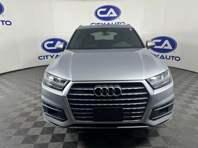 Used 2019 Audi Q7 Premium Plus with VIN WA1LAAF76KD012535 for sale in Memphis, TN