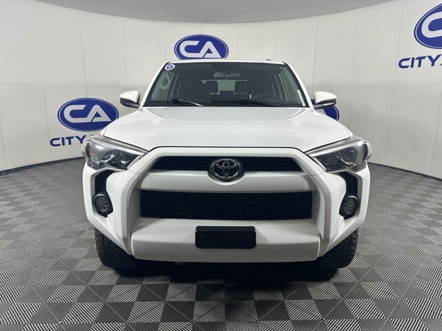 Used 2019 Toyota 4Runner SR5 with VIN JTEBU5JR3K5667069 for sale in Memphis, TN