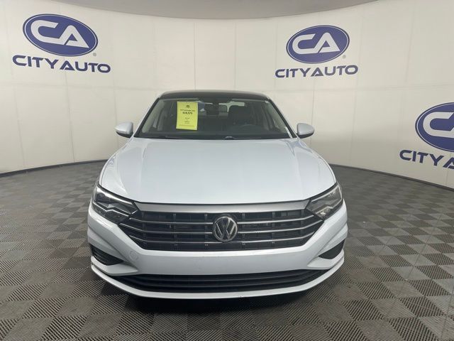 Used 2019 Volkswagen Jetta SE with VIN 3VWC57BU8KM123131 for sale in Memphis, TN