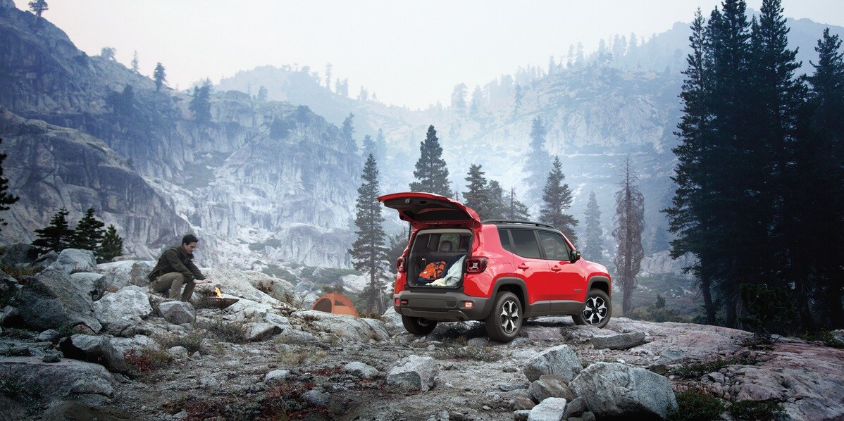 2021-Jeep-Renegade-Trailhawk-SUV.jpg