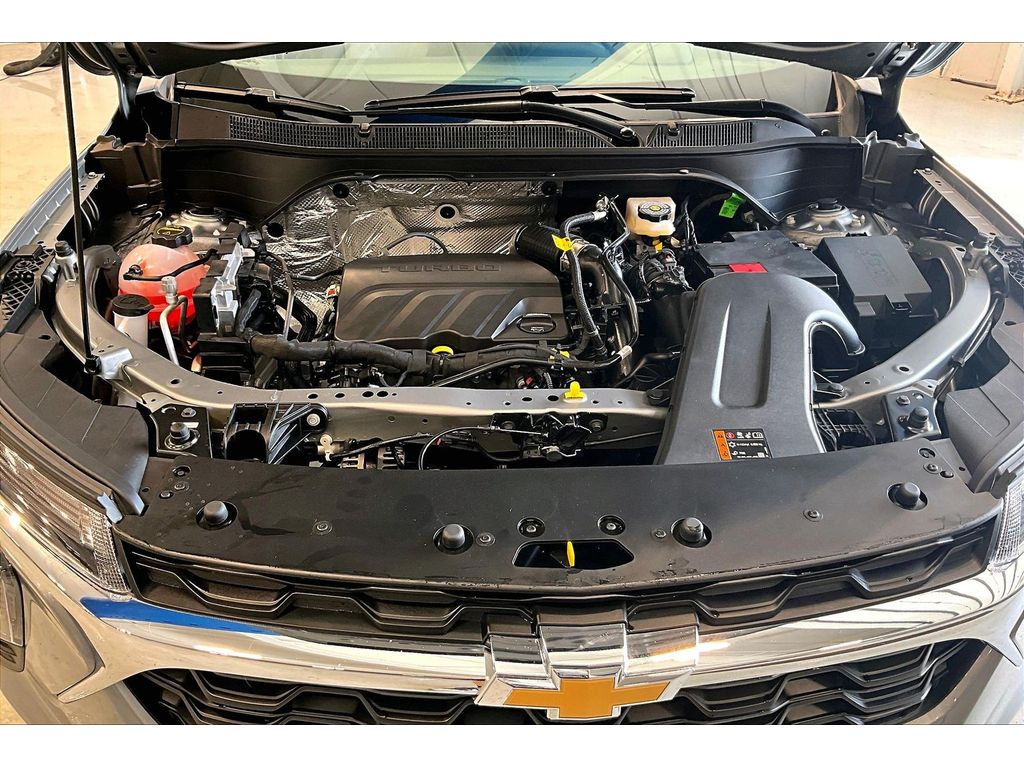 2026 Chevrolet Trax LS - Photo 12