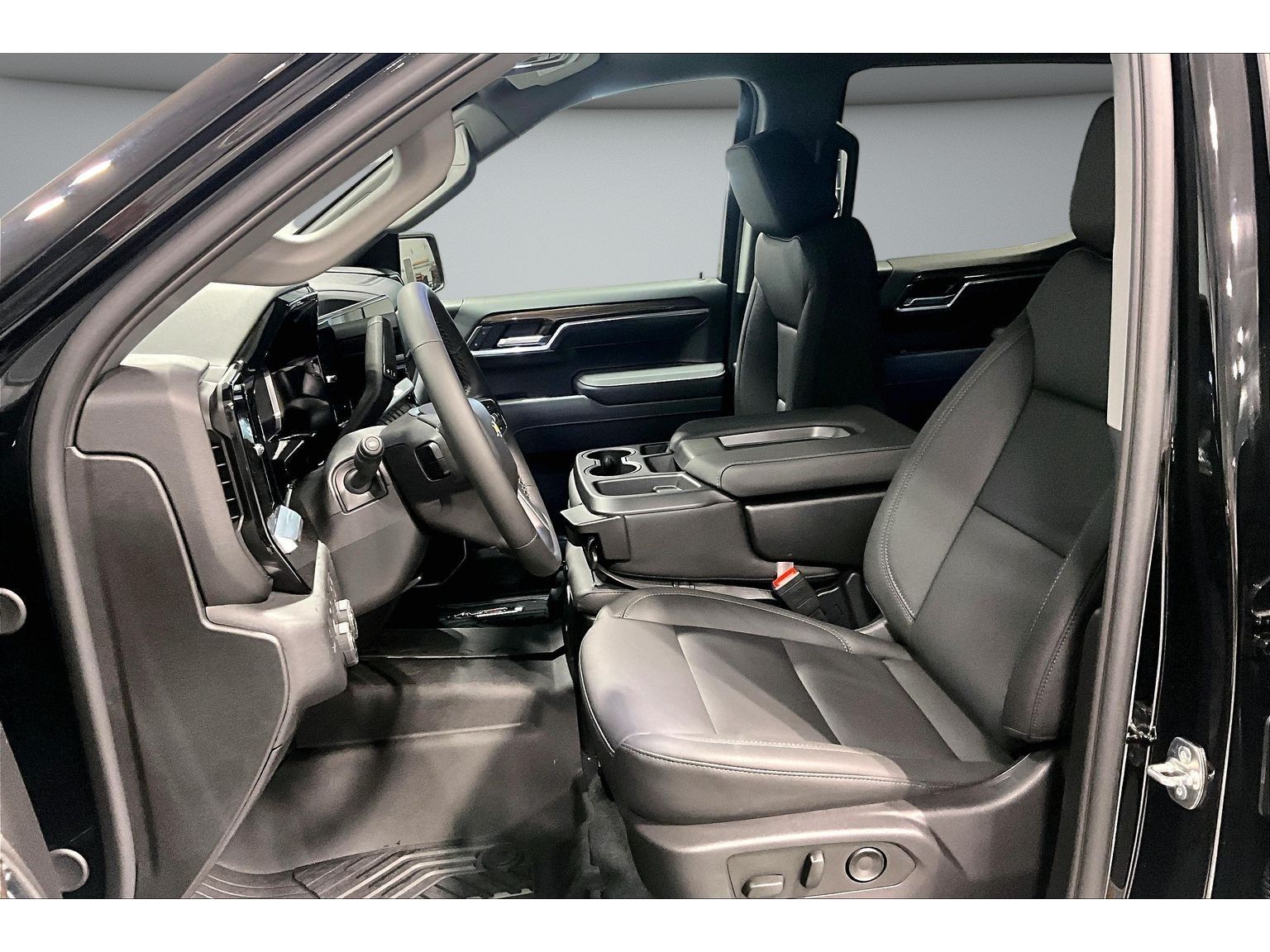 2026 Chevrolet Silverado 1500 LT - Photo 9