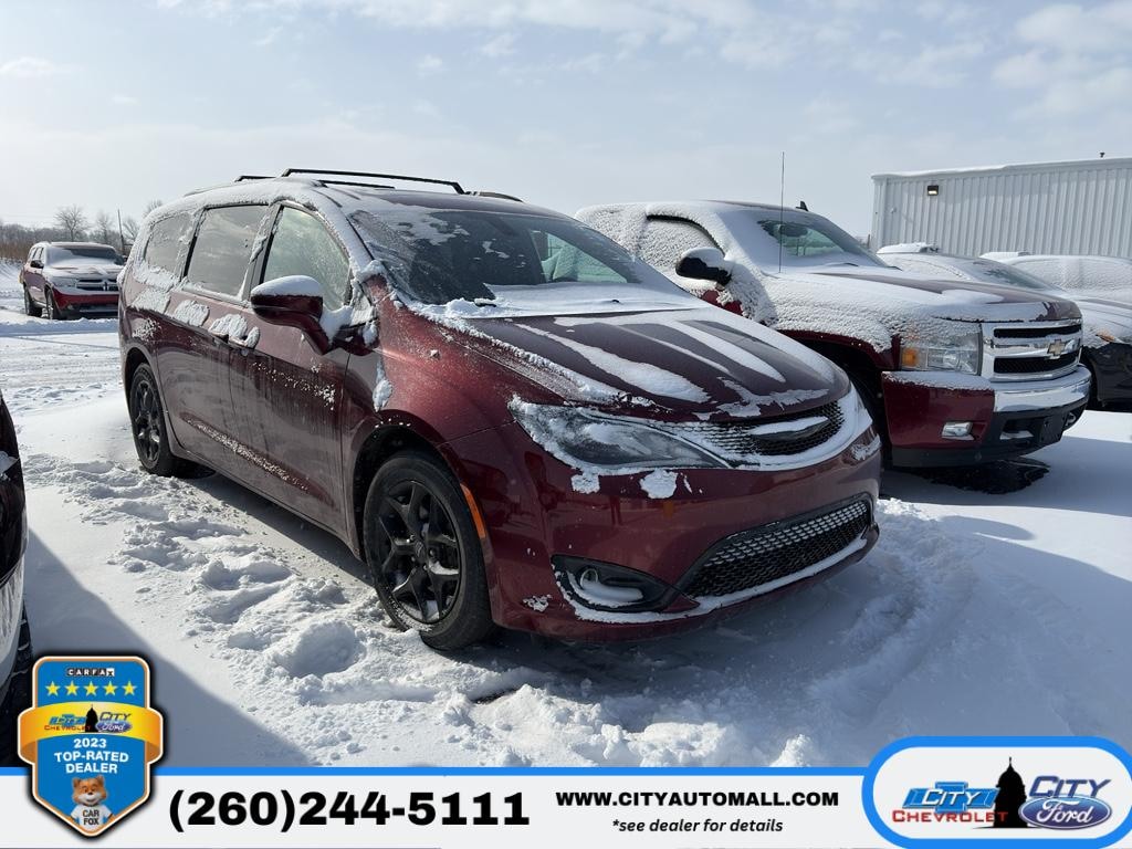 Used 2020 Chrysler Pacifica Limited Minivan