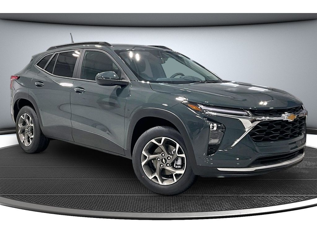 New 2026 Chevrolet Trax LT SUV