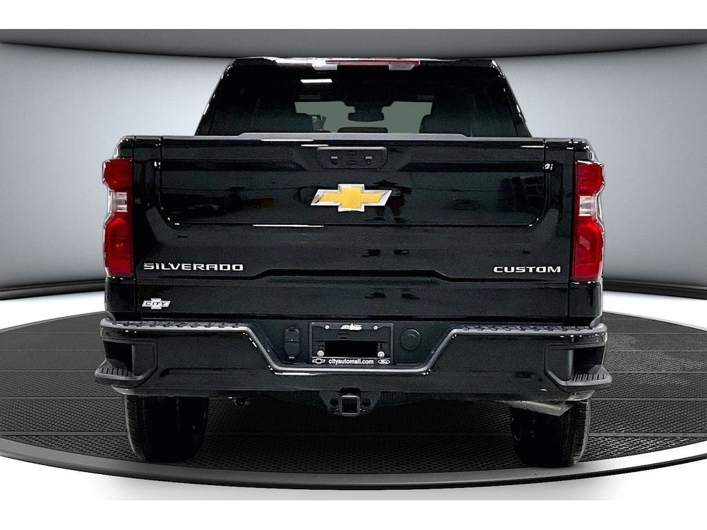 New 2026 Chevrolet Silverado 1500 Custom Truck