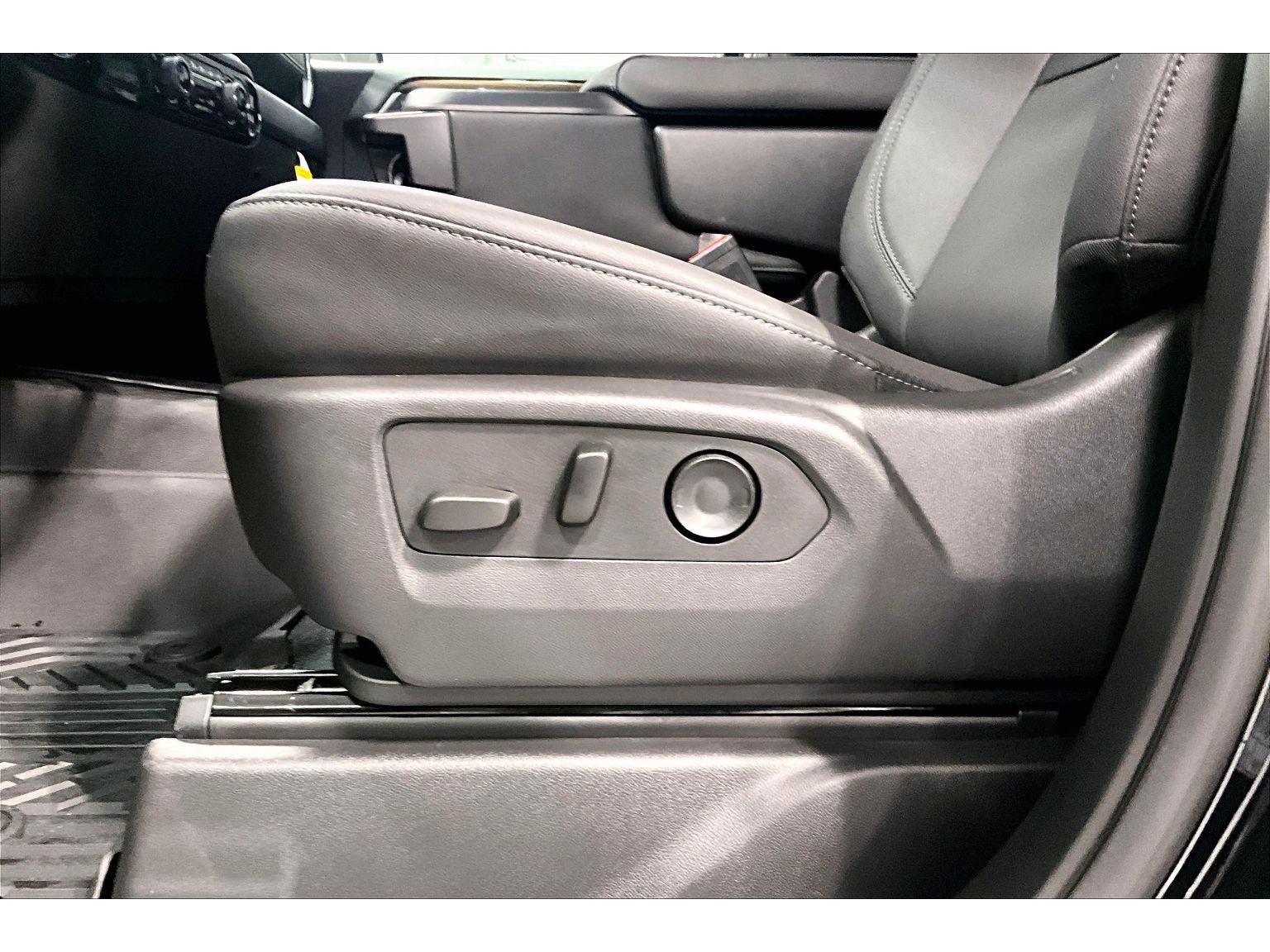 2026 Chevrolet Silverado 1500 LT - Photo 33