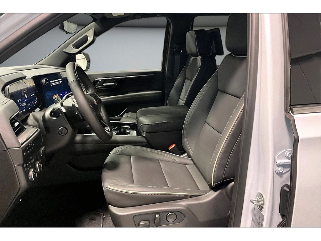 2026 Chevrolet Tahoe Premier - Photo 12