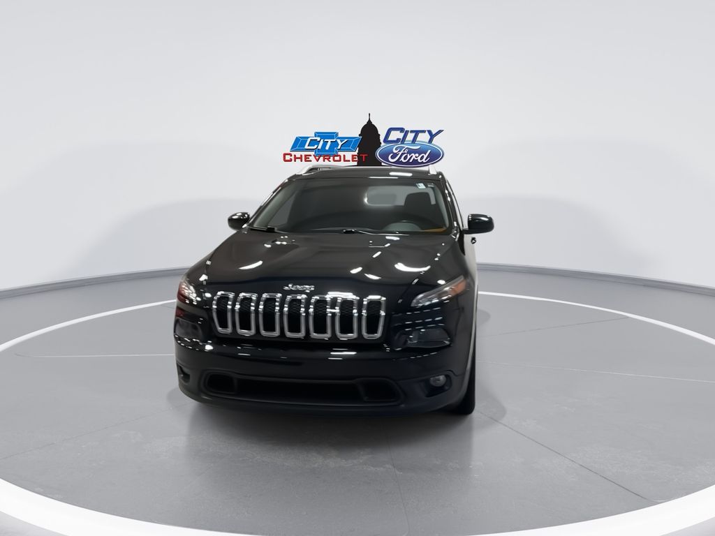 2016 Jeep Cherokee Latitude photo 3